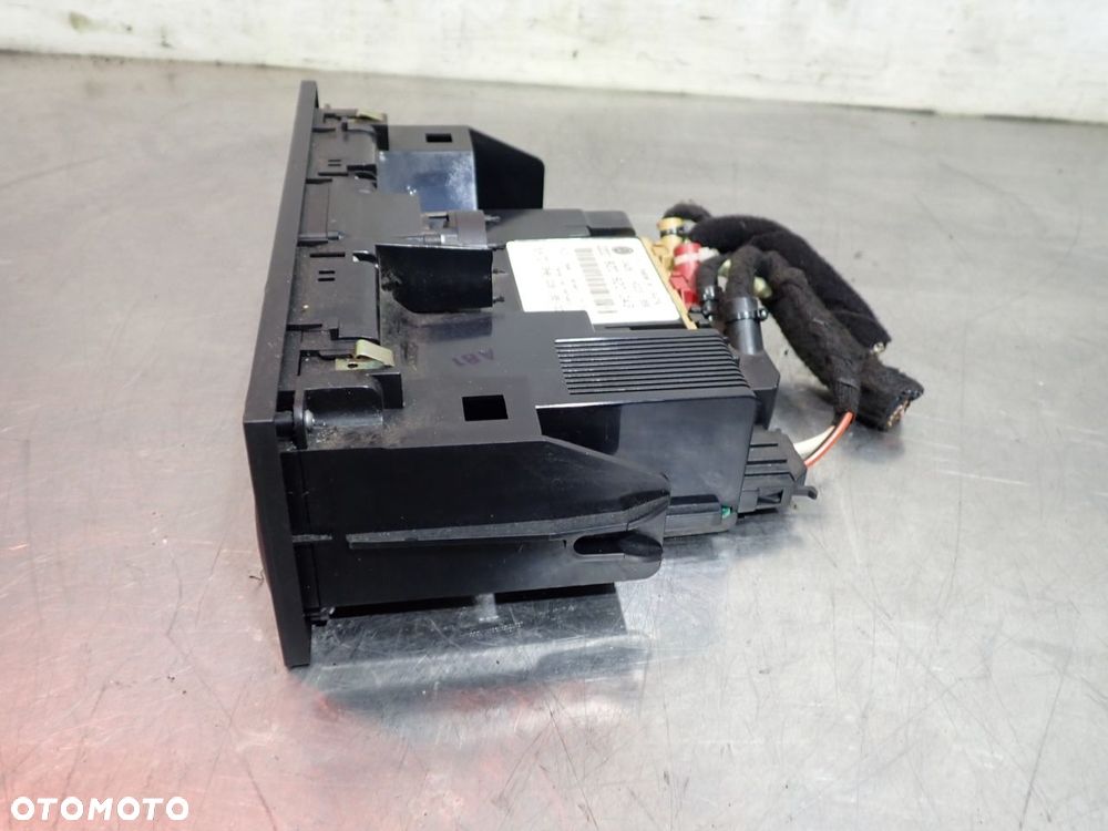 PANEL STEROWANIA NAWIEWU KLIMATYZACJI AUDI A2 - 3