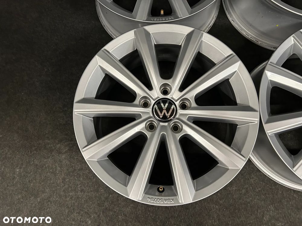 Alufelgi VW Passat B8, B7, Tiguan, Sharan, Touran, T-Roc 17 cali 5x112 4szt. z czujnikami! - 5