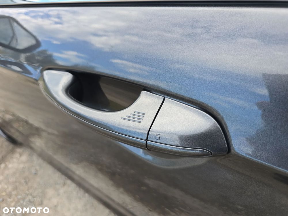 Ford Mondeo 2.0 Hybrid Titanium - 27