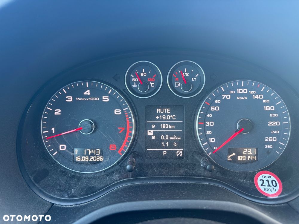 Audi A3 Sportback 1.4 TFSI S tronic S line Sportpaket (plus) - 14