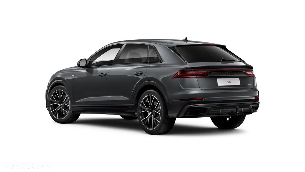 Audi Q8 - 12