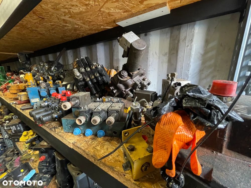 Pompa hydrauliczna Silnik hydrauliczny Rozdzielacz hydrauliczny Zemek Kostka Liebherr Cat Zeppelin Schaeff Terex Etec Eder koparki ładowarki Duży wybór! - 6