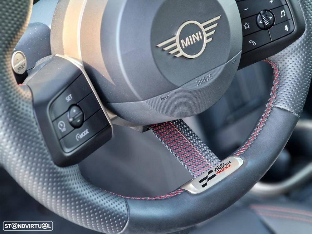 MINI 5 Portas Cooper S Auto - 34