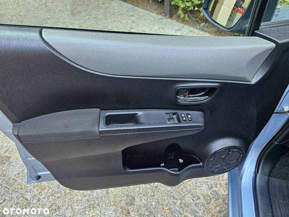 Toyota Yaris - 11