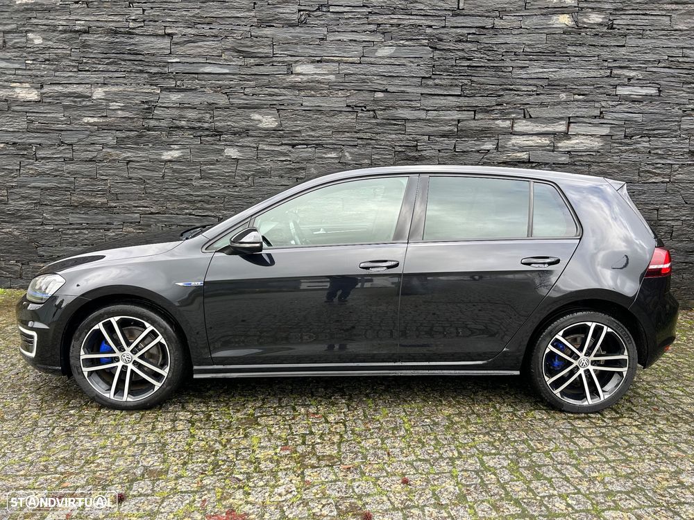 VW Golf - 5