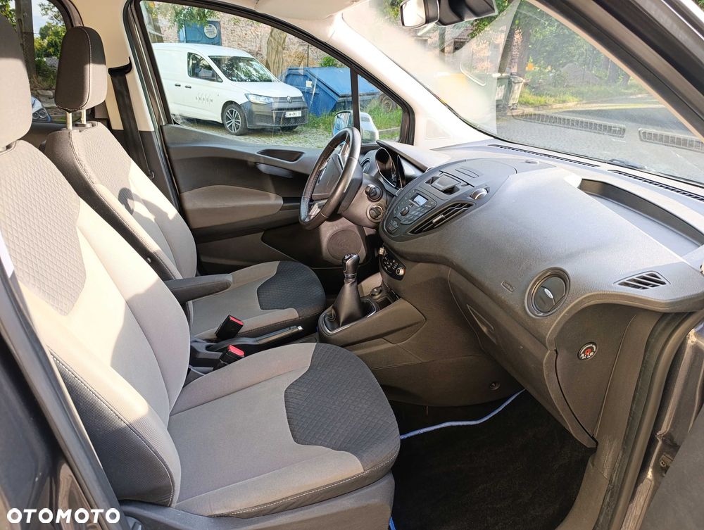 Ford Tourneo Courier - 3