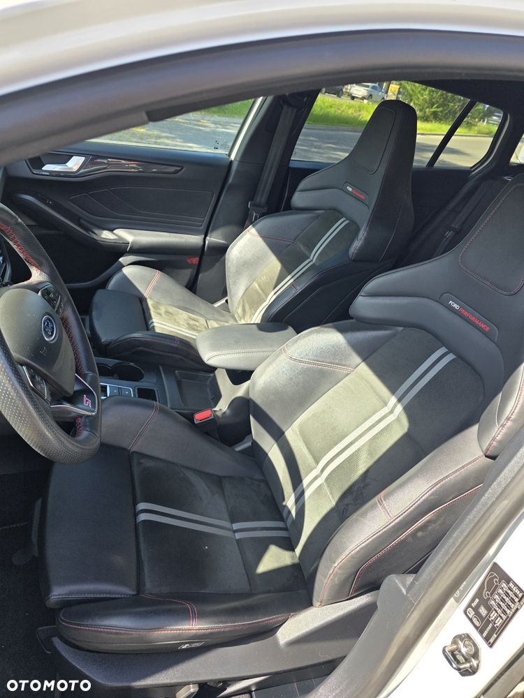 Ford Focus - 7