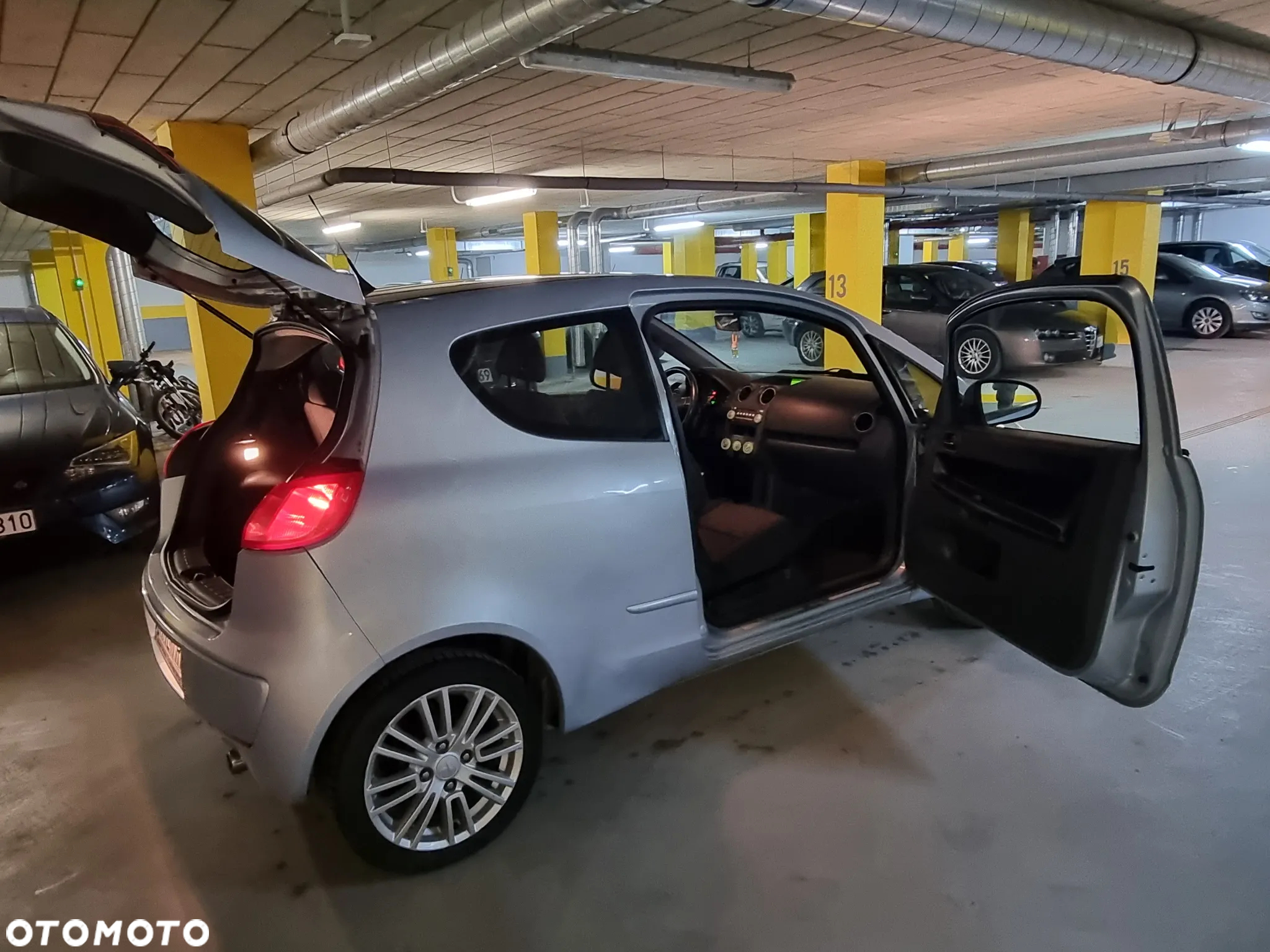 Mitsubishi Colt - 15