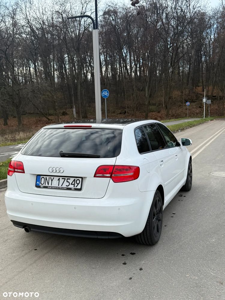 Audi A3 Sportback - 4