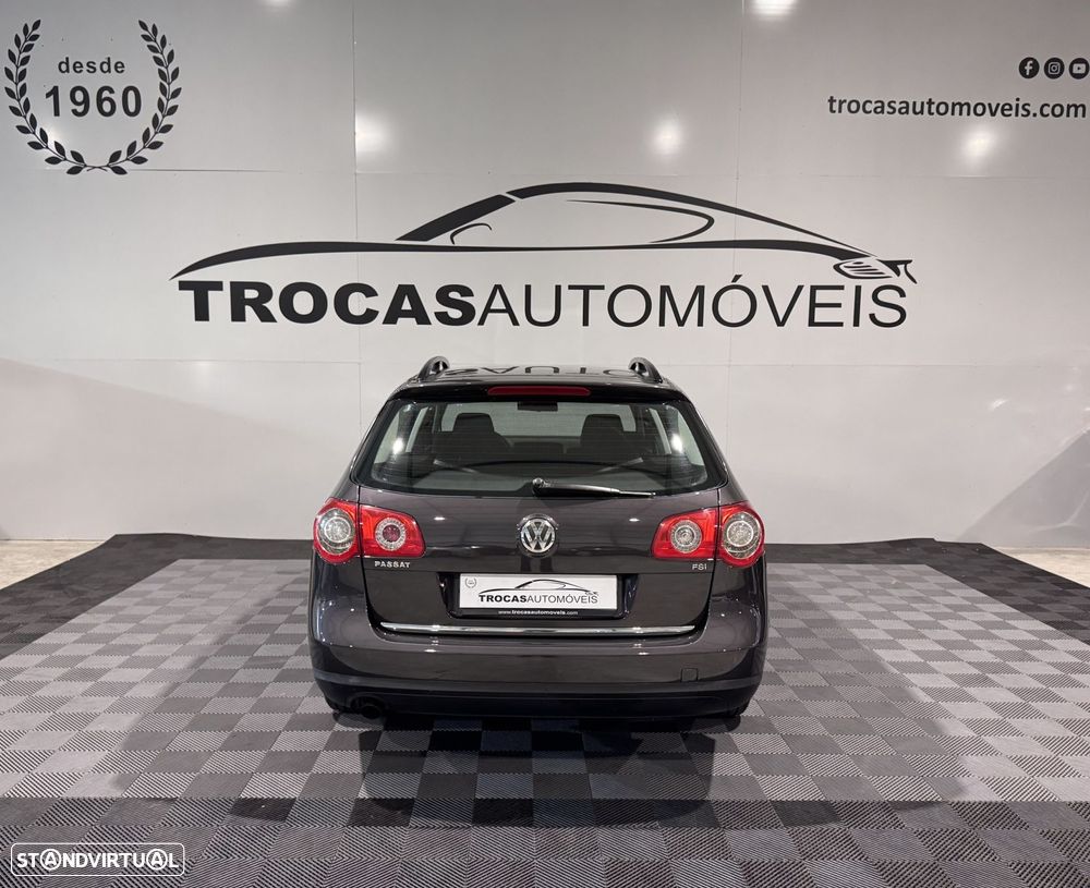 VW Passat Variant 1.6 FSi Trendline - 4