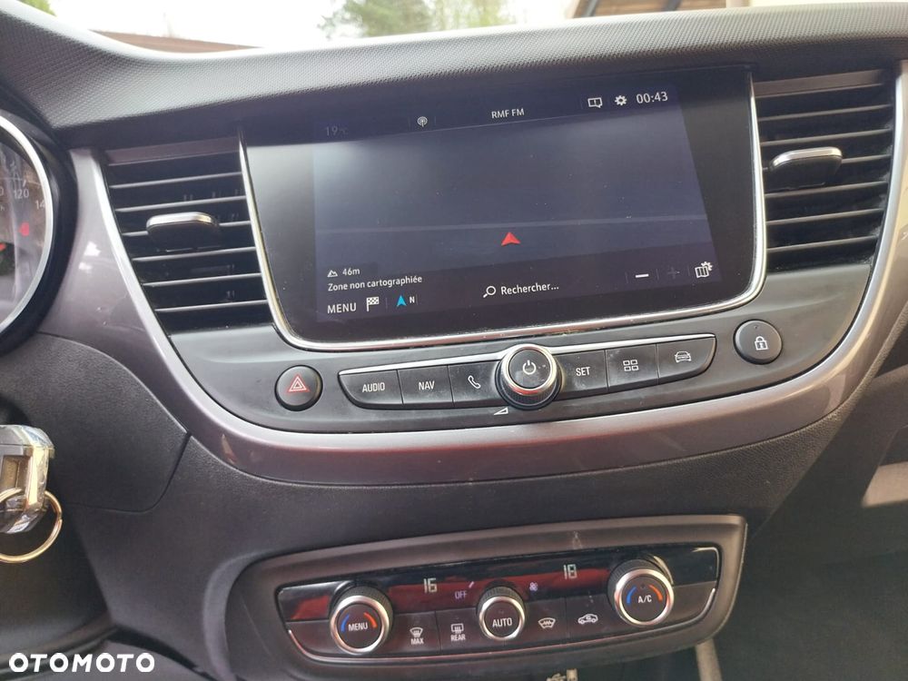 Opel Crossland X - 28
