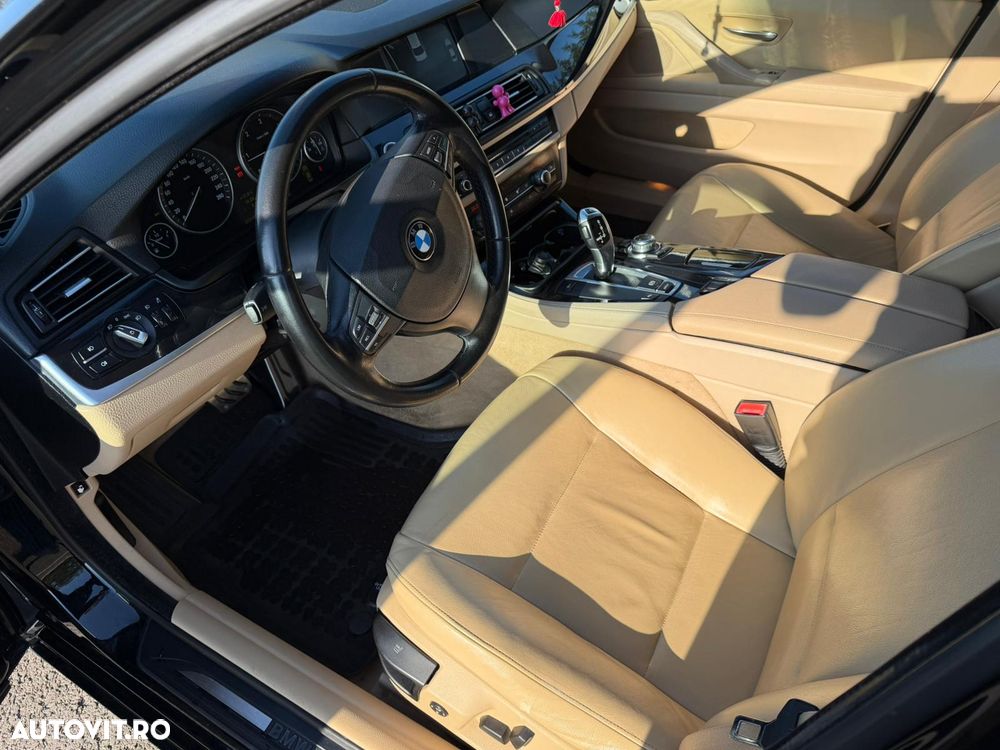 BMW Seria 5 520d Aut. - 11