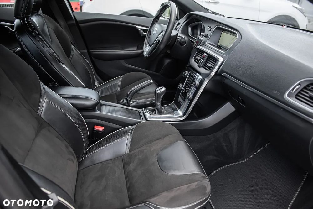 Volvo V40 D2 RDesign - 30
