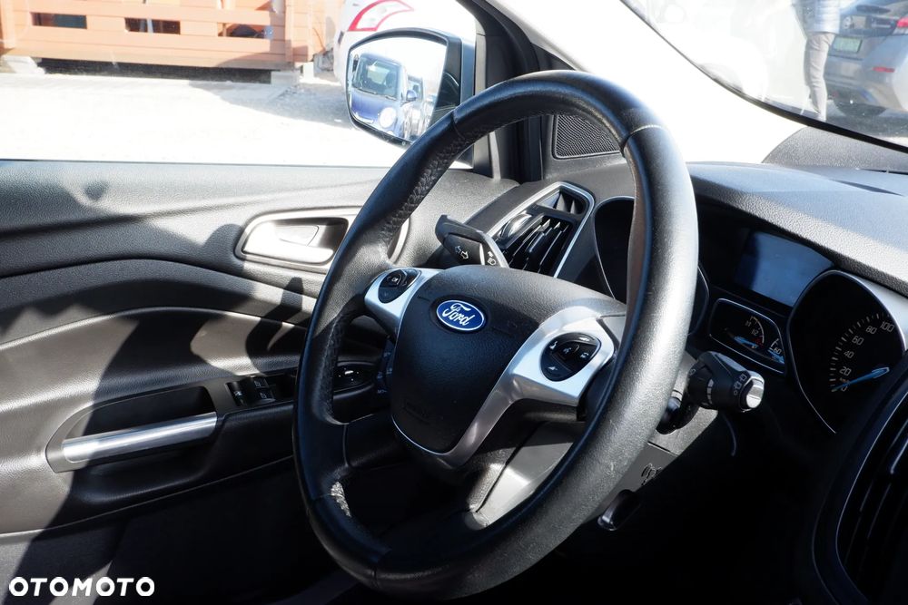 Ford Kuga 2.0 TDCi 4WD Titanium - 5