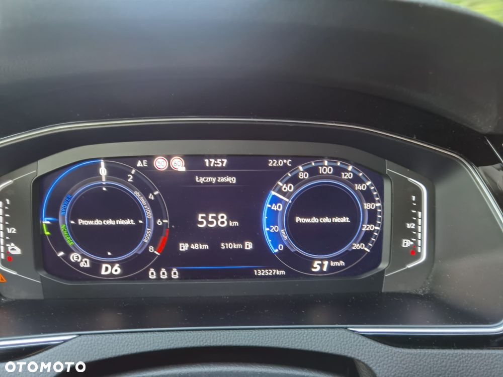 Volkswagen Passat - 9