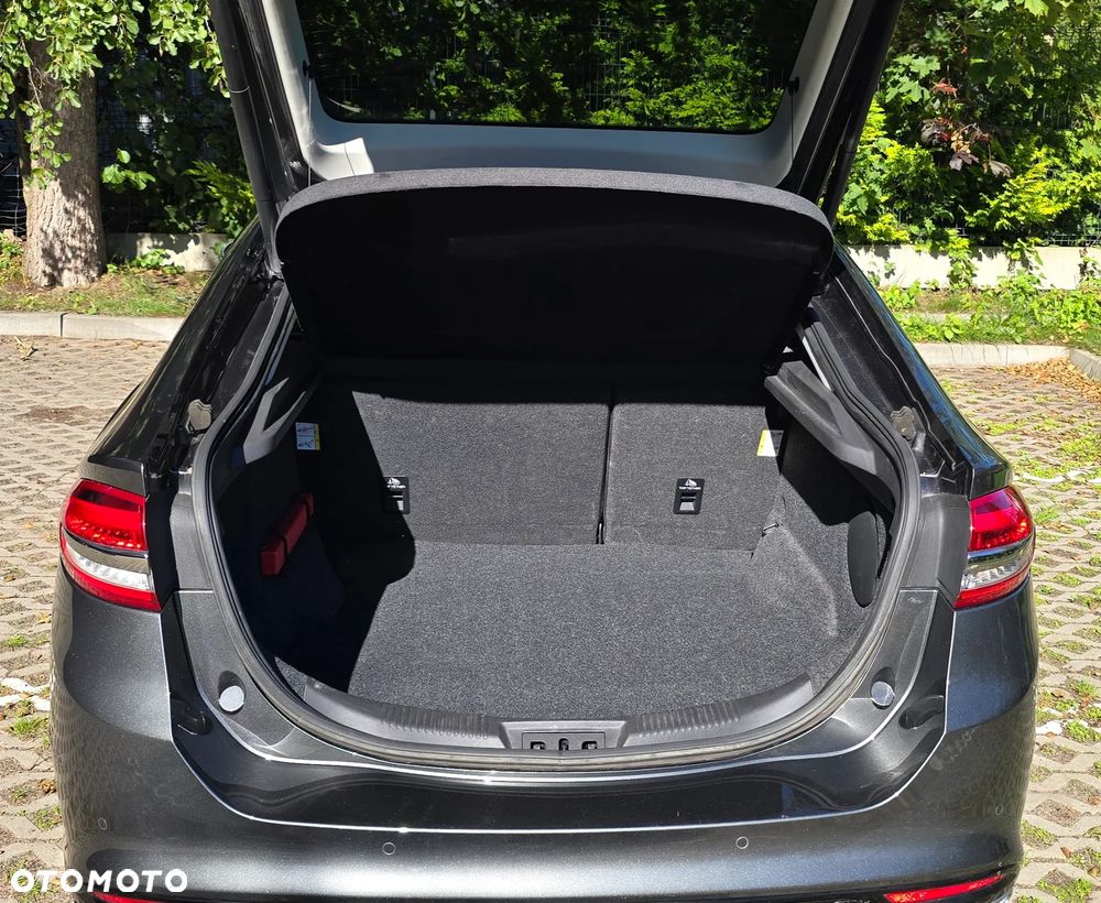 Ford Mondeo - 12