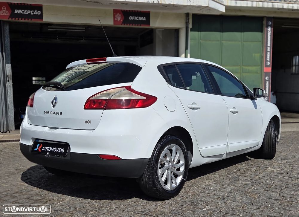 Renault Mégane 1.5 dCi Dynamique - 5