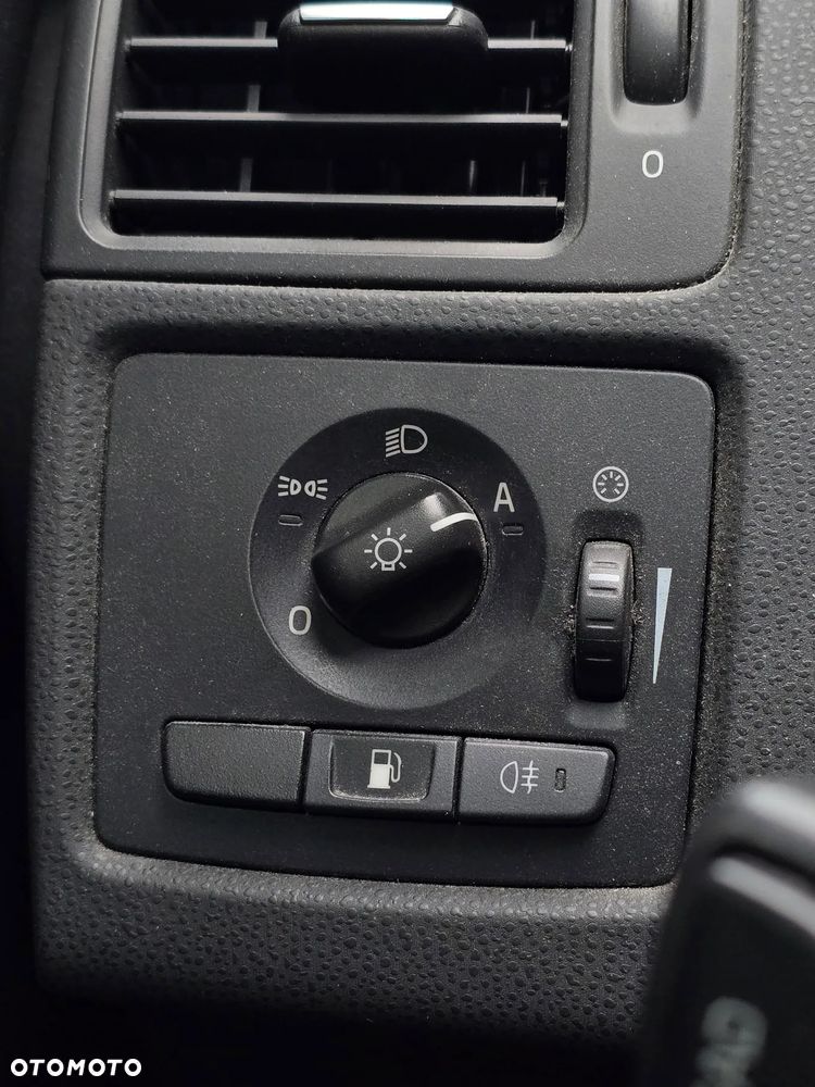 Volvo C30 D2 DRIVe R-Design - 33