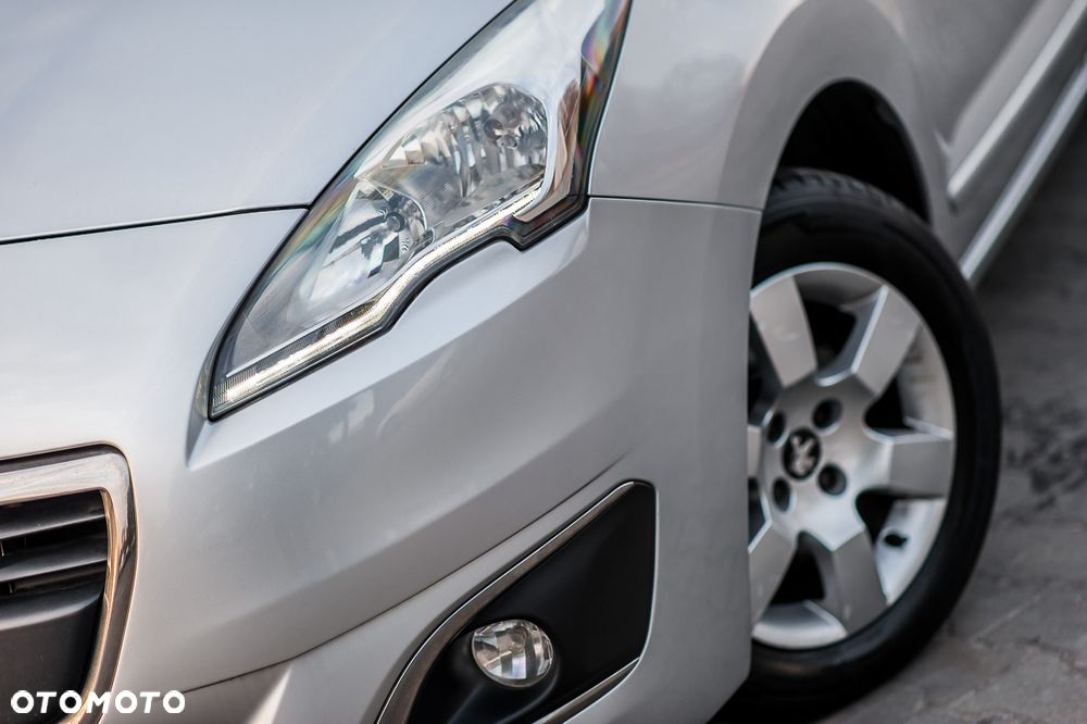 Peugeot 5008 - 28