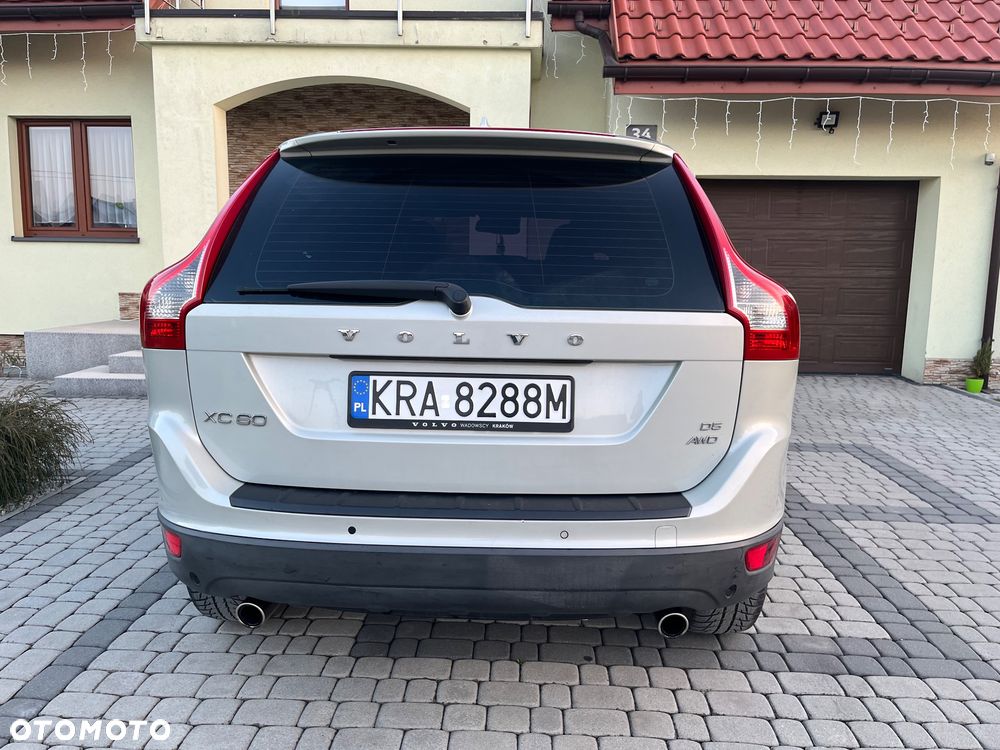 Volvo XC 60 D5 AWD - 6