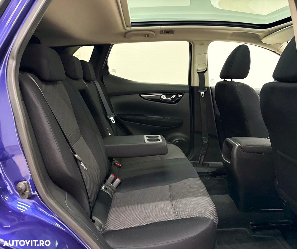 Nissan Qashqai 1.6 DCI N-Connecta - 23