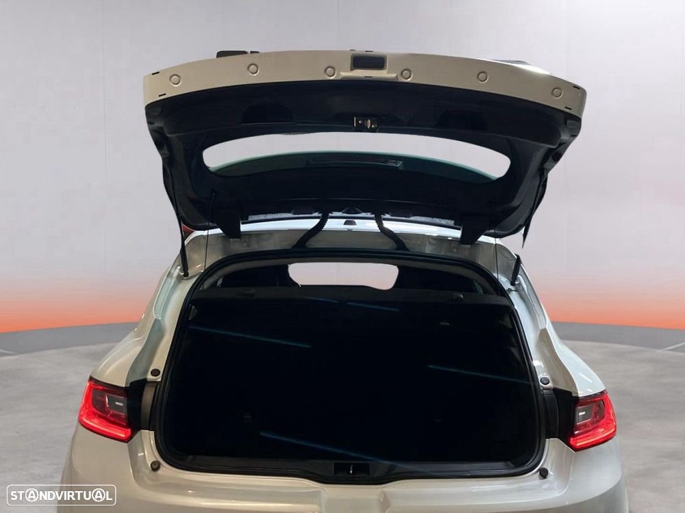 Renault Mégane 1.6 TCe GT EDC - 20