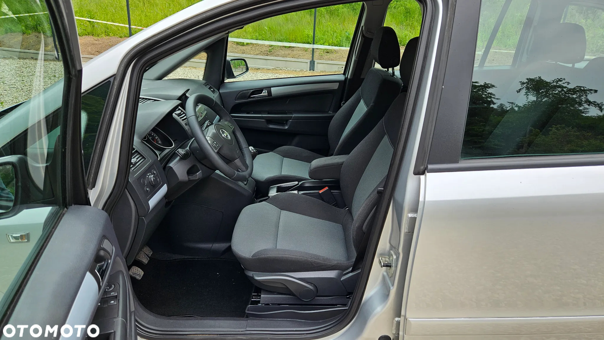 Opel Zafira 1.8 Active - 23