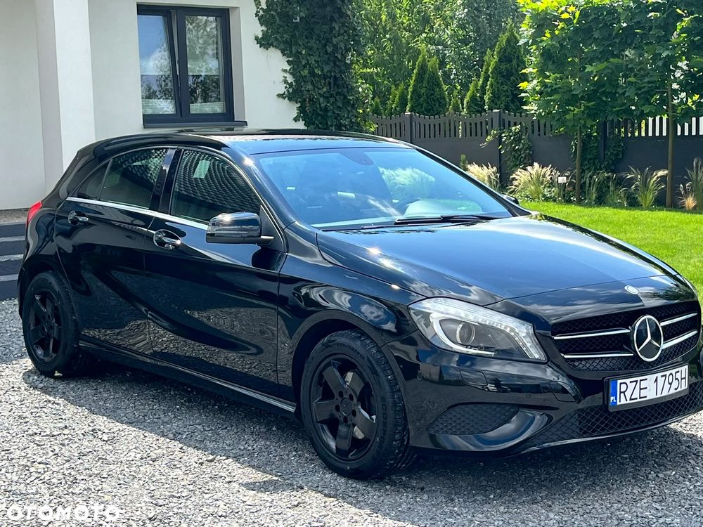 Mercedes-Benz Klasa A 180 BlueEfficiency Edition - 32