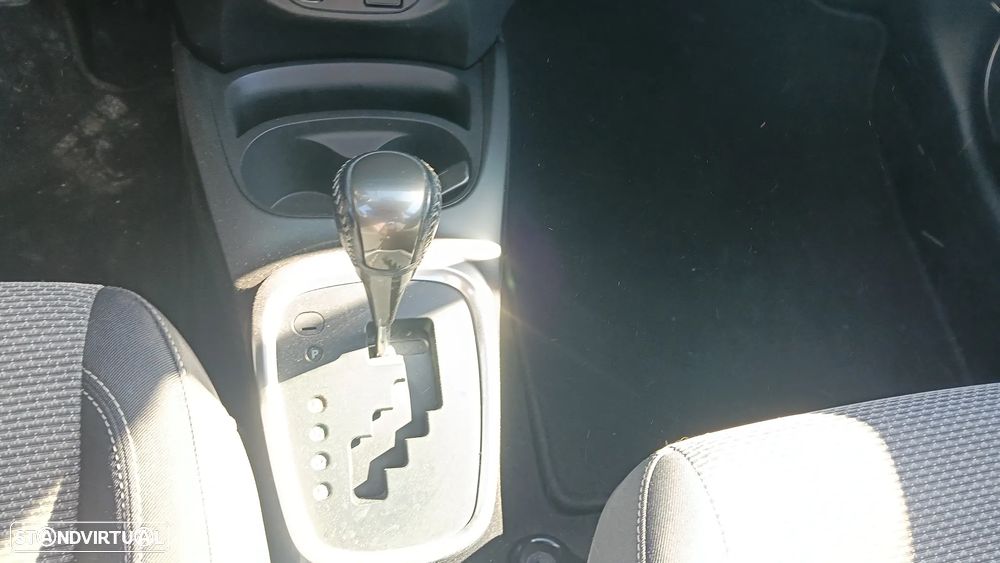 Toyota Yaris - 11