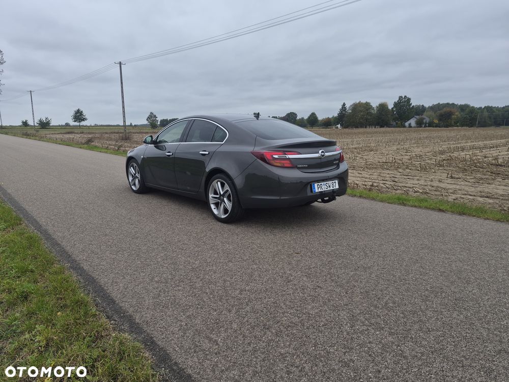 Opel Insignia - 8