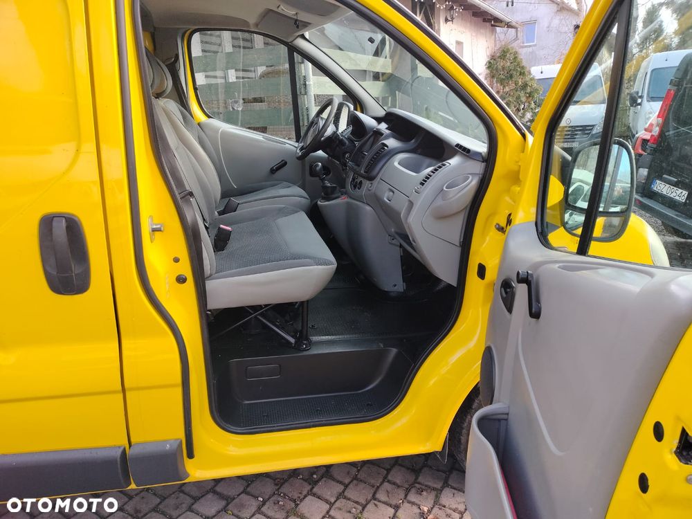 Opel vivaro - 32