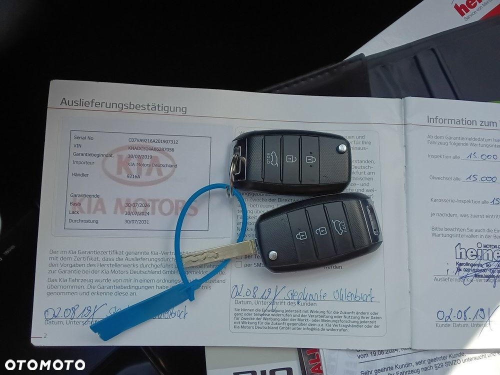 Kia Rio - 37