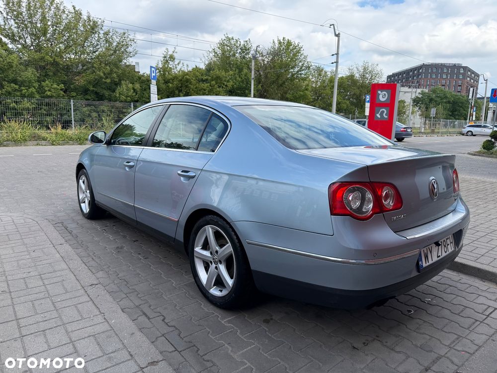 Volkswagen Passat 1.8 TSI Comfortline - 7