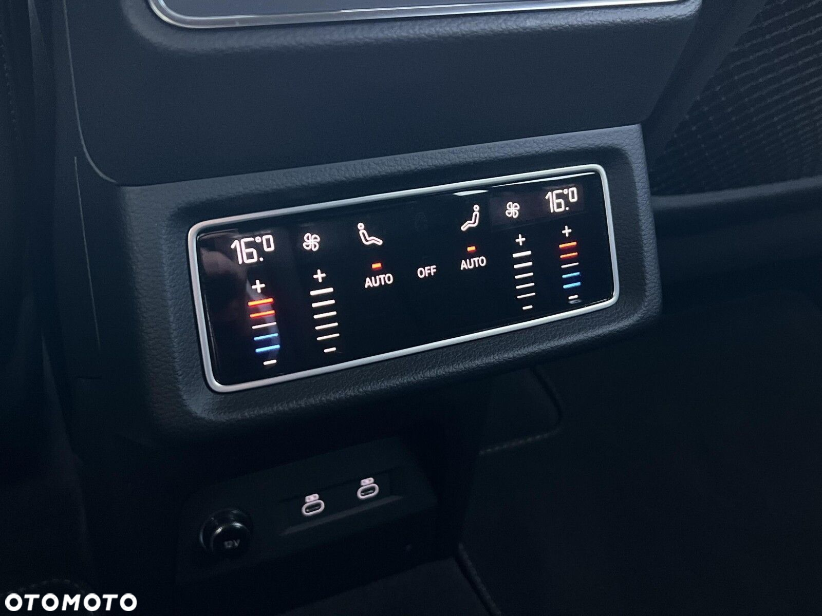 Audi e-tron - 18