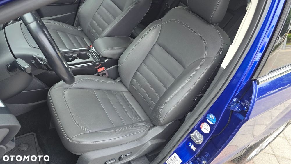 Ford Kuga - 23