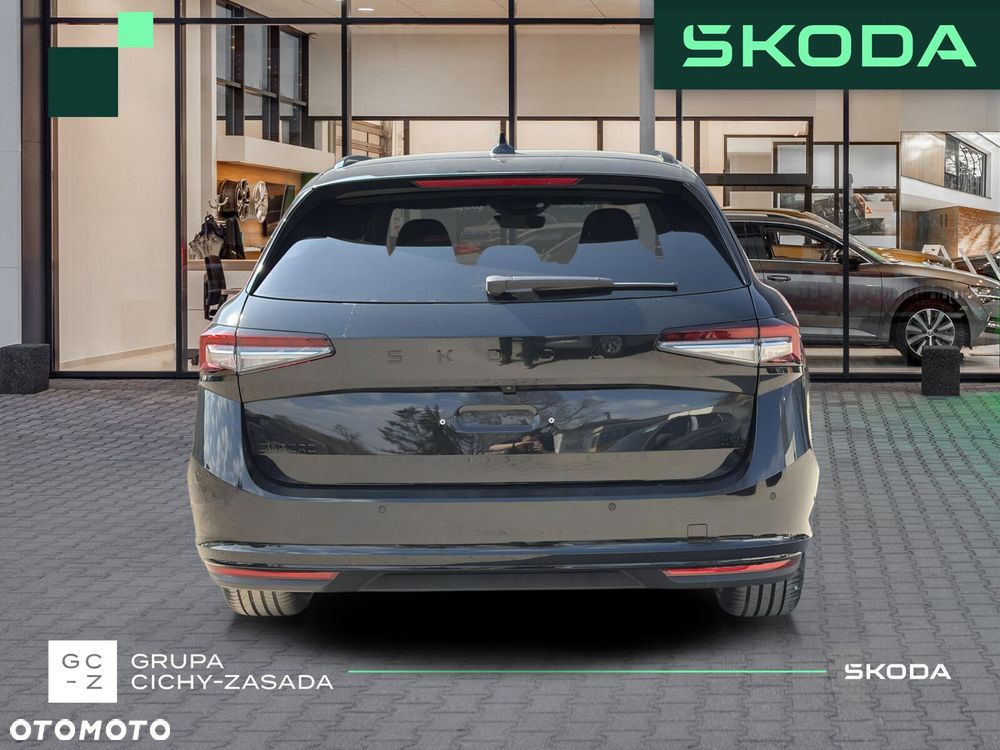 Skoda Superb 2.0 TDI SCR 4x4 Sportline DSG - 4