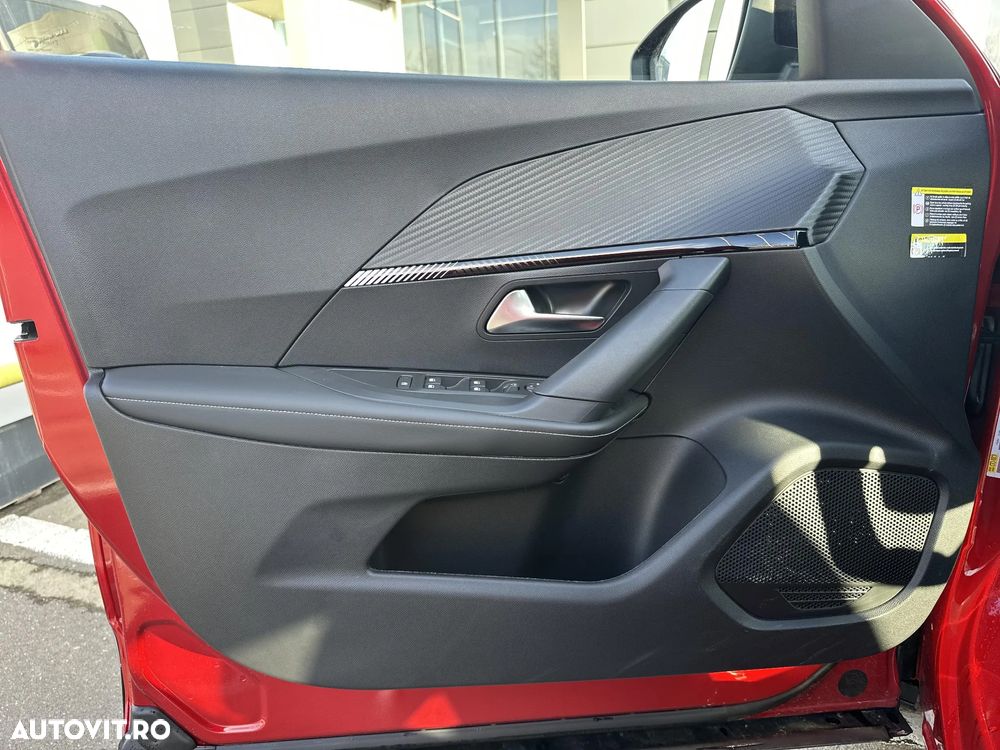 Peugeot 2008 1.2 PureTech EAT8 STT Active Pack - 16