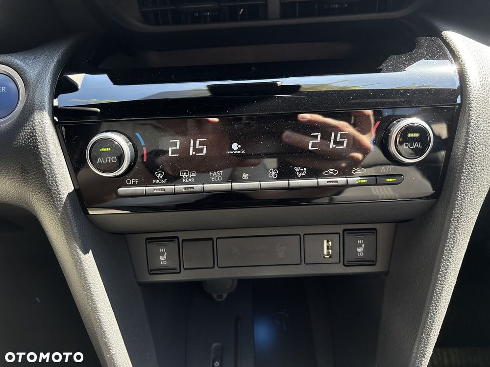 Toyota Yaris Cross Hybrid 1.5 Adventure - 19