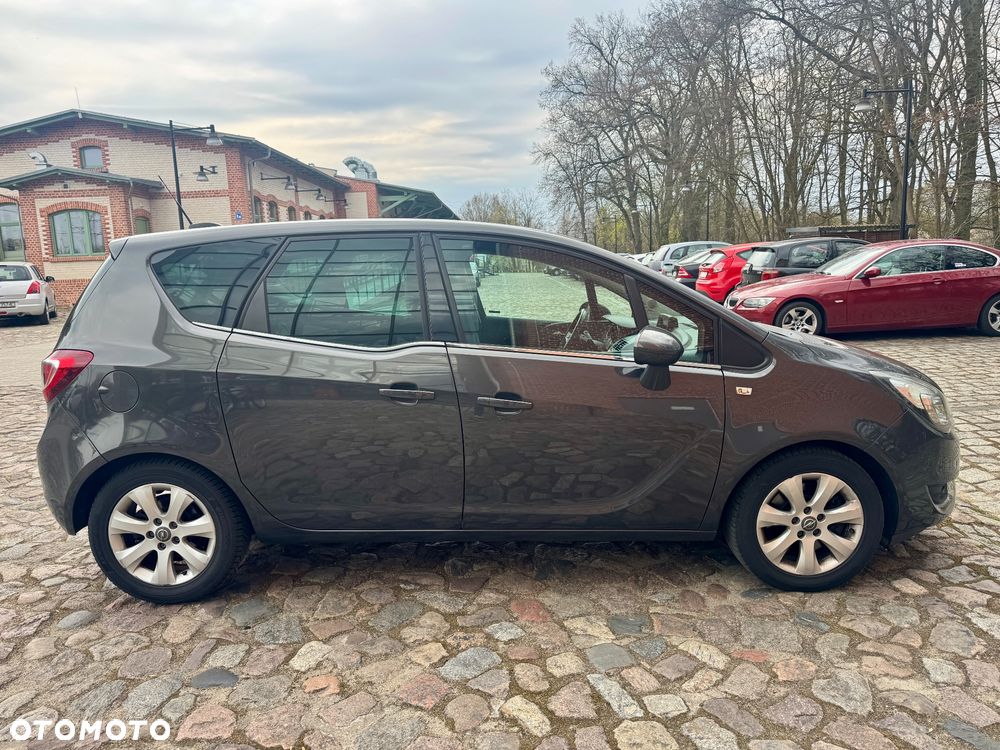 Opel Meriva - 10