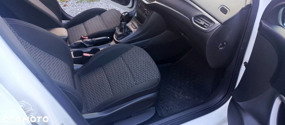 Opel Astra 1.4 T Dynamic - 8
