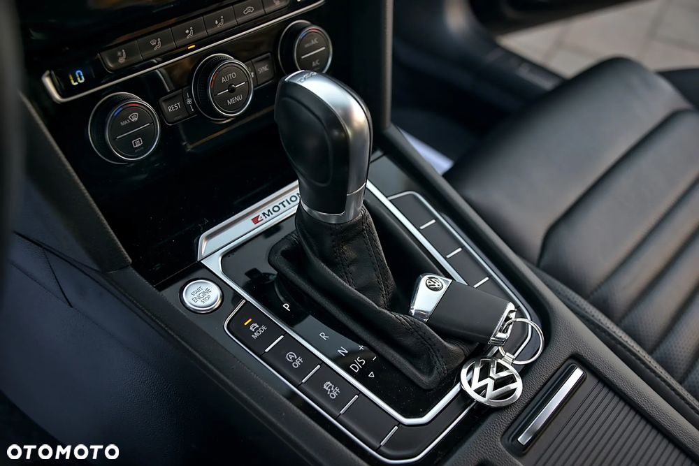 Volkswagen Passat 2.0 TDI SCR (BlueMotion Tech) 4Mot DSG Highline - 28