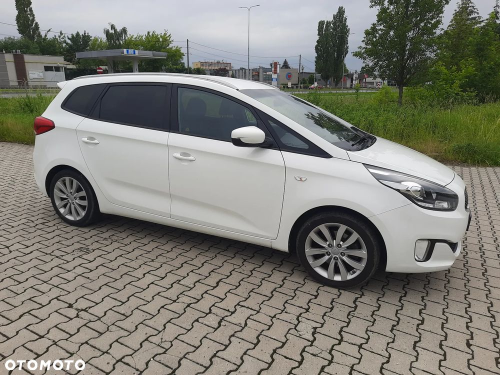 Kia Carens 1.7 CRDi M EU6 - 19