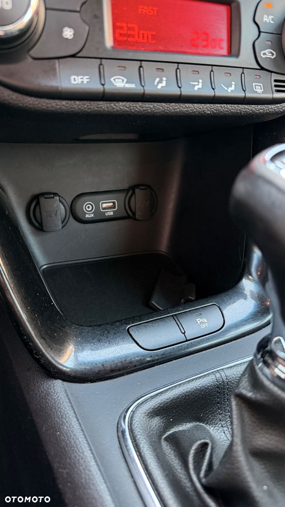 Kia Ceed 1.6 CRDi 136 ISG GT Line - 20