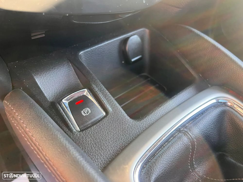 Nissan Qashqai 1.5 dCi DPF 360 - 9