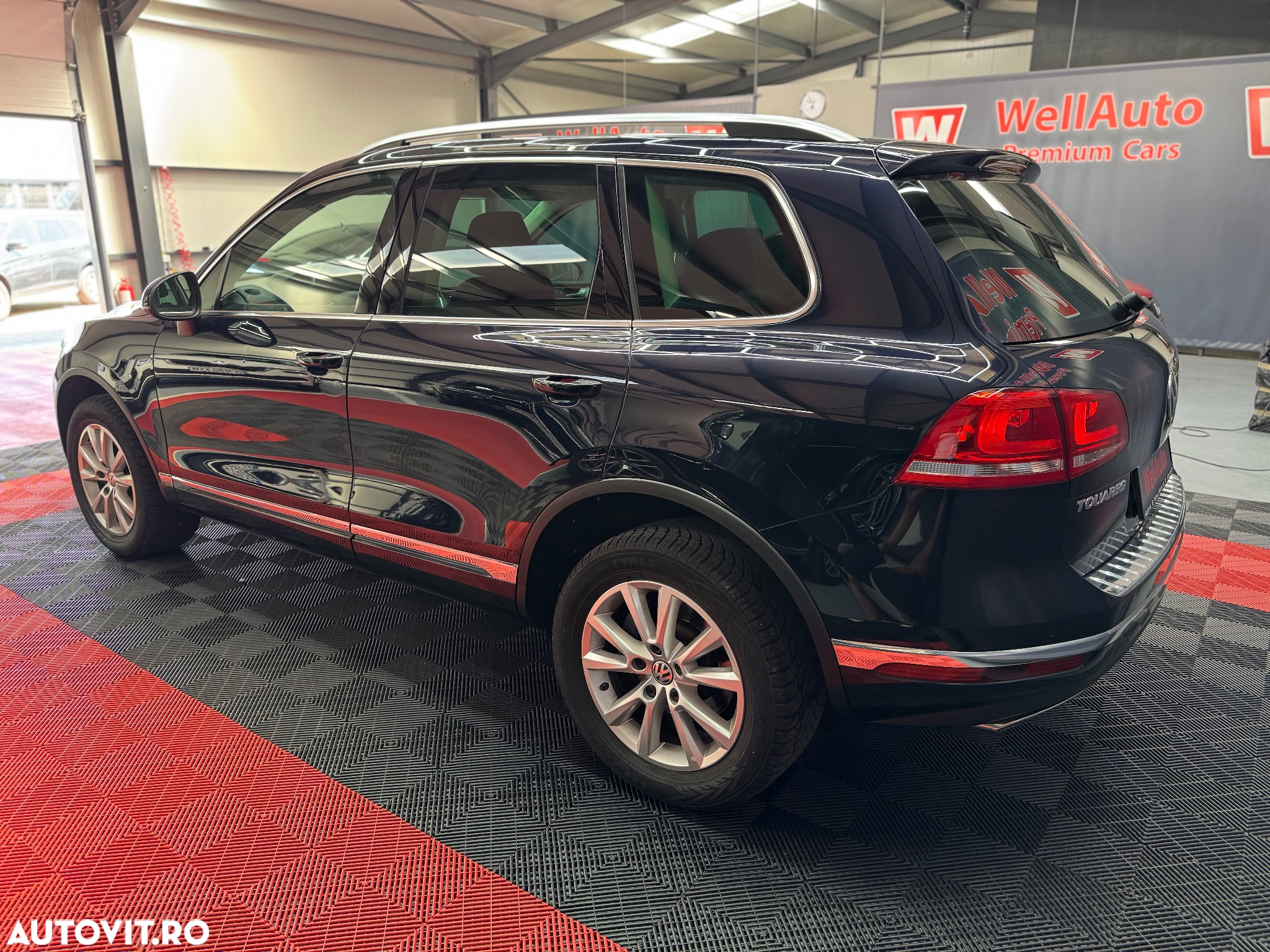 Volkswagen Touareg - 6