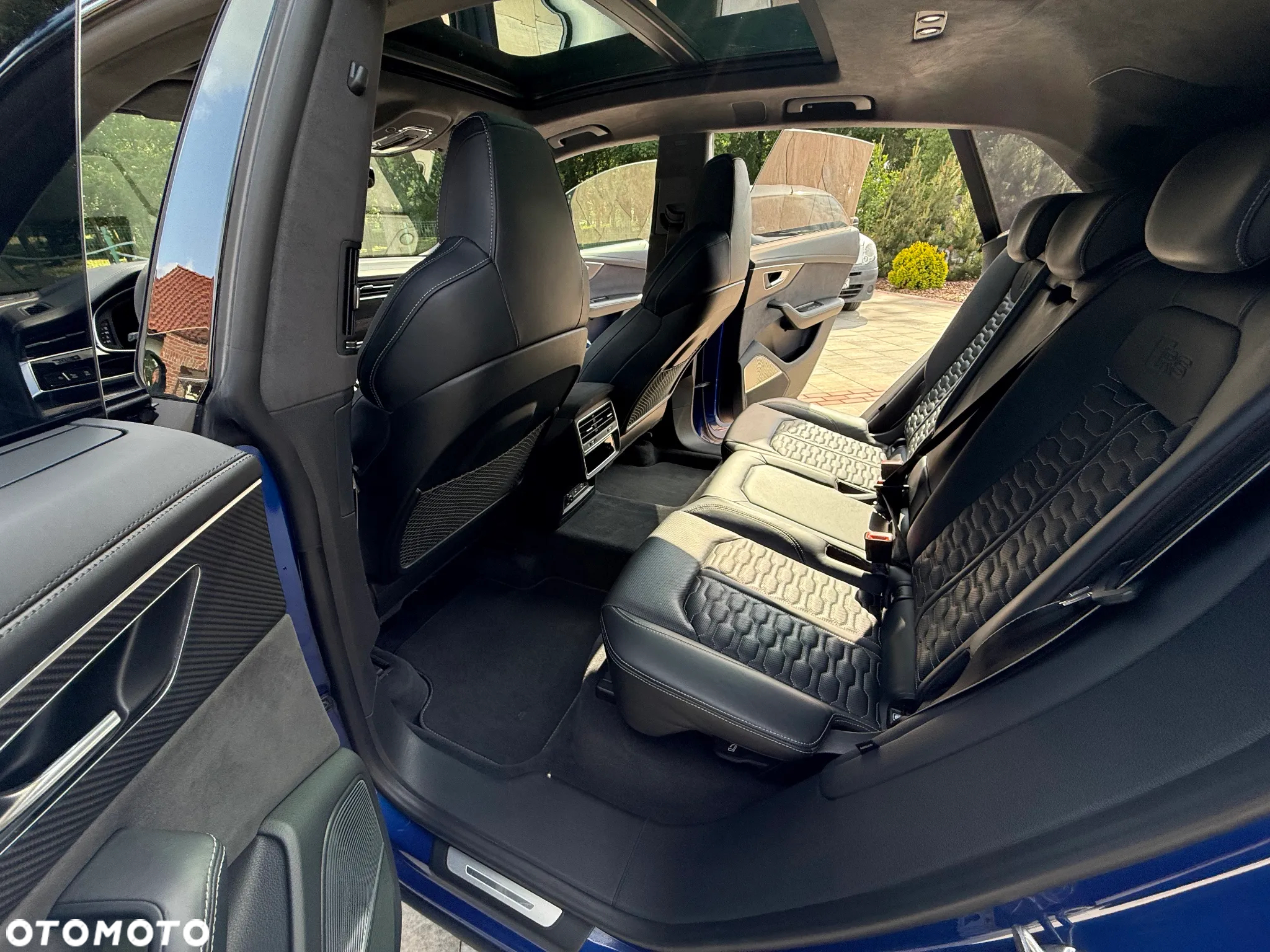 Audi RS Q8 - 16