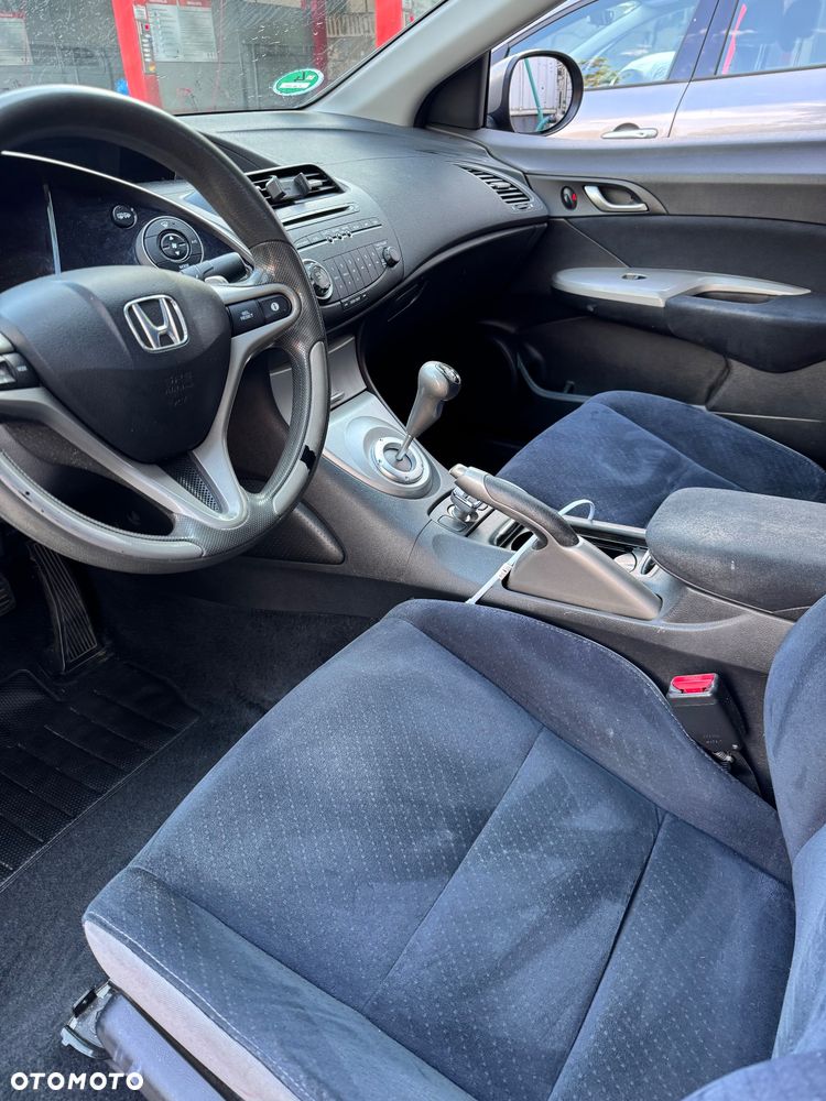 Honda Civic - 10