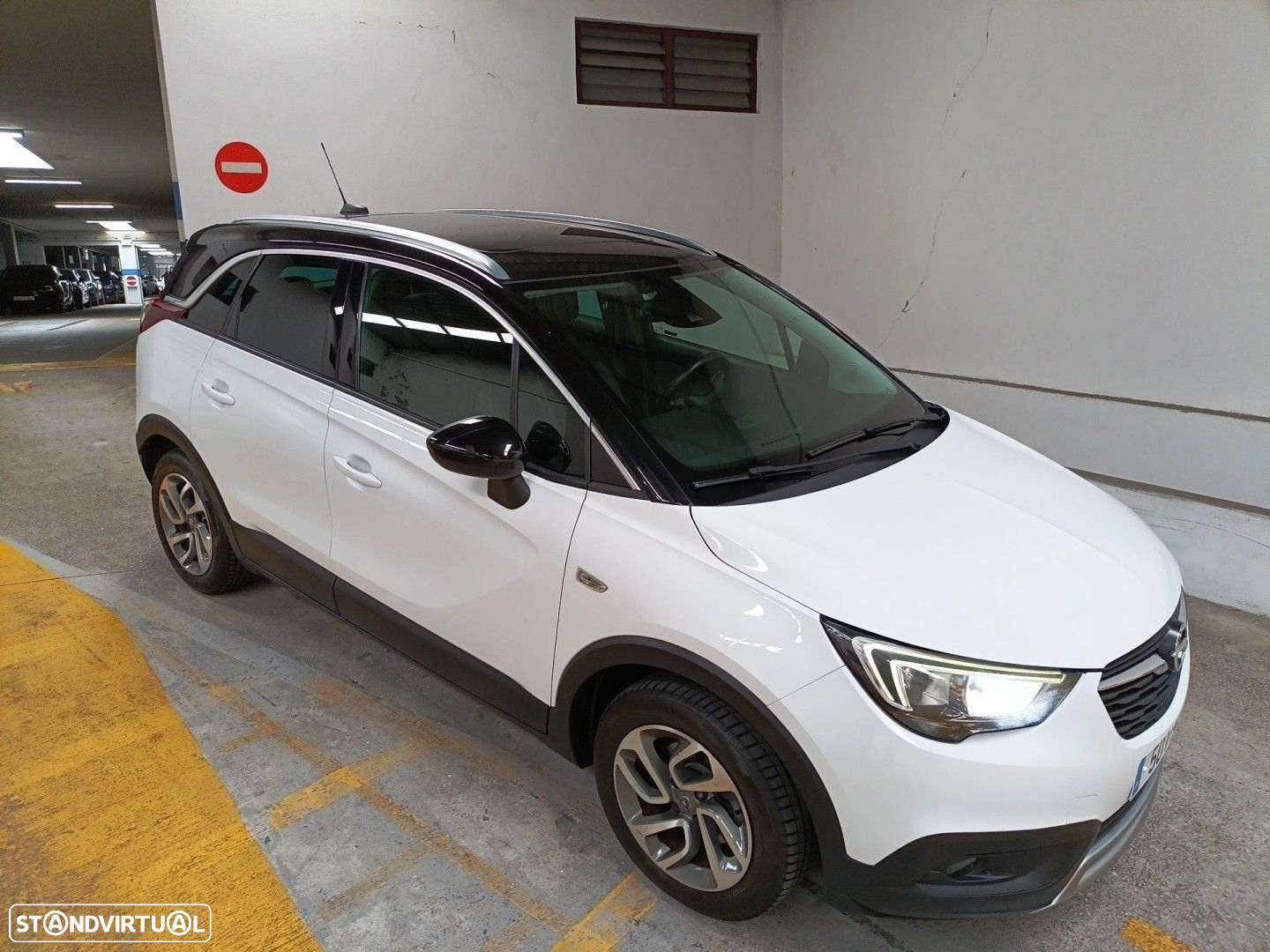 Opel Crossland X 1.2 T Business Edition - 19