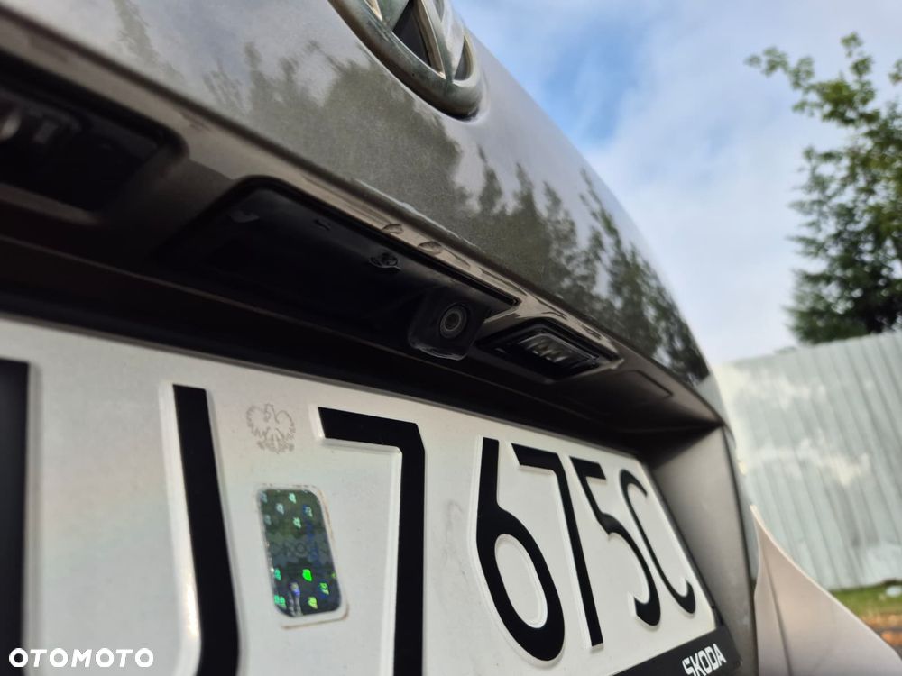 Volkswagen Passat 1.8 TSI Highline DSG - 31