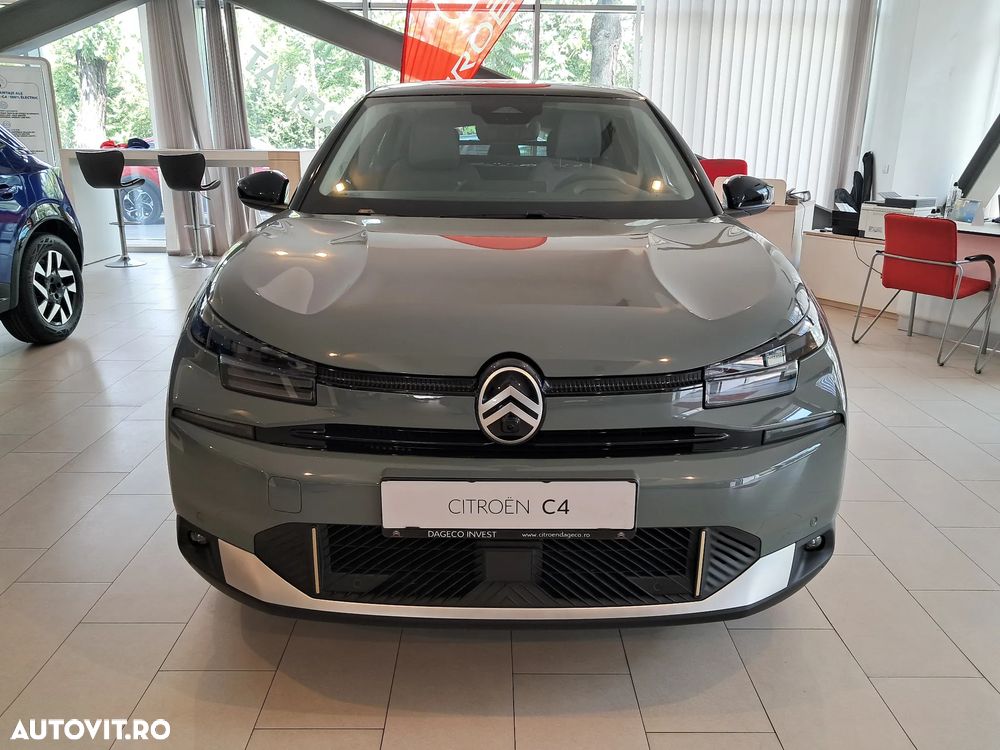 Citroën C4 Hybrid 145 MAX - 2
